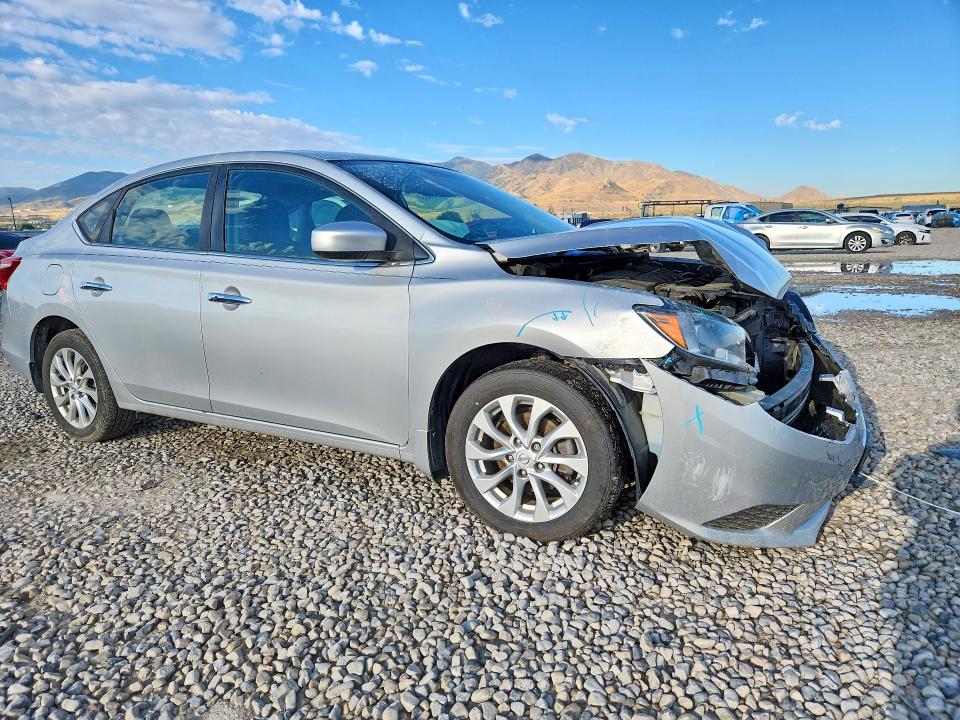 Продаж на аукціоні авто 2017 Nissan Sentra, vin: 3N1AB7APXHY307604, номер лоту: 67166746