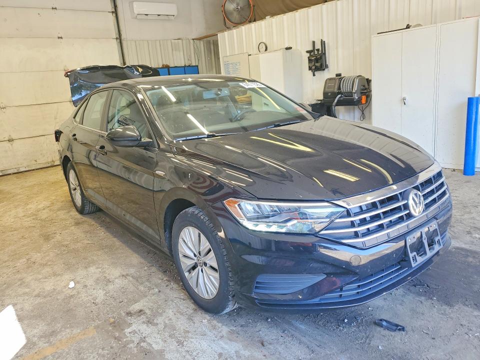 64071526 :رقم المزاد ، 3VWC57BU3KM082052 vin ، 2019 Volkswagen Jetta مزاد بيع