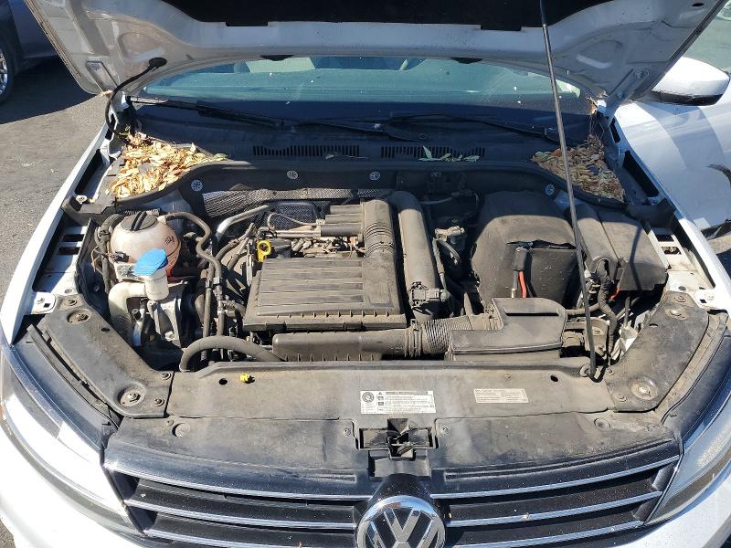 66395866 :رقم المزاد ، 3VW2B7AJ8HM285586 vin ، 2017 Volkswagen Jetta مزاد بيع