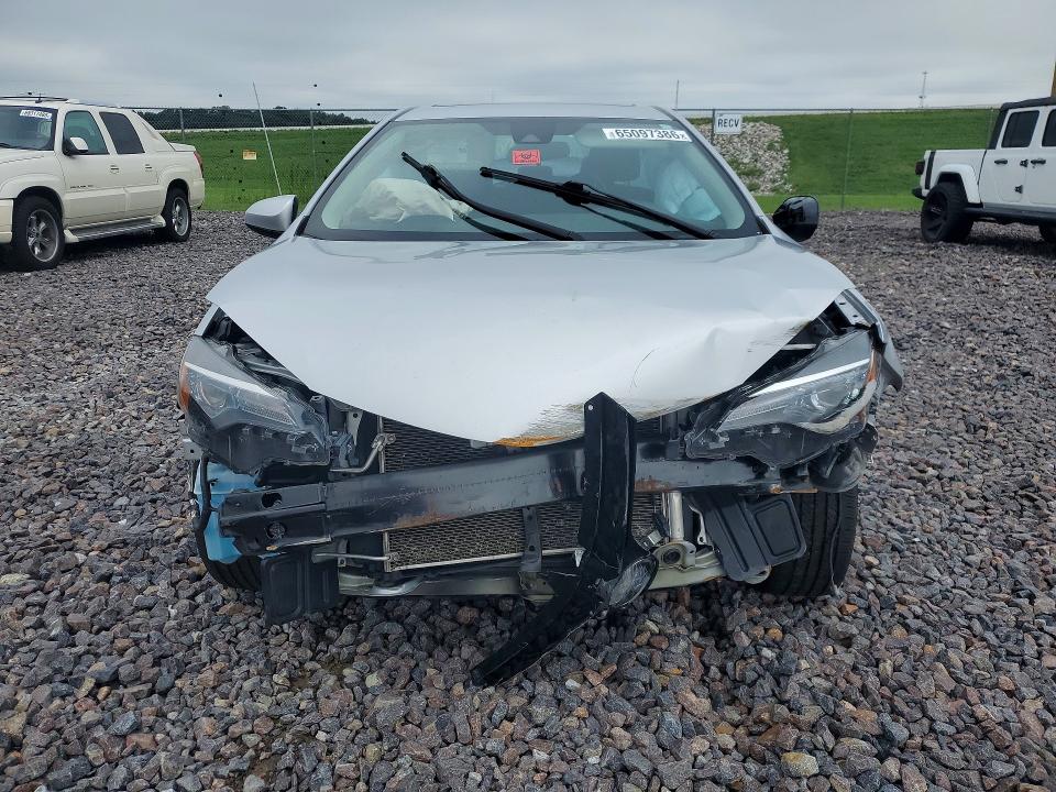 Продаж на аукціоні авто 2018 Toyota Corolla, vin: 2T1BURHE6JC082602, номер лоту: 65097386