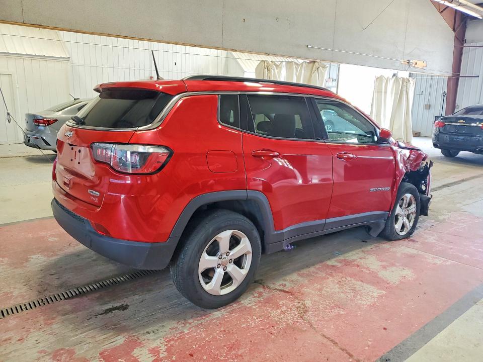 66091956 :رقم المزاد ، 3C4NJDBB3JT150259 vin ، 2018 Jeep Compass مزاد بيع