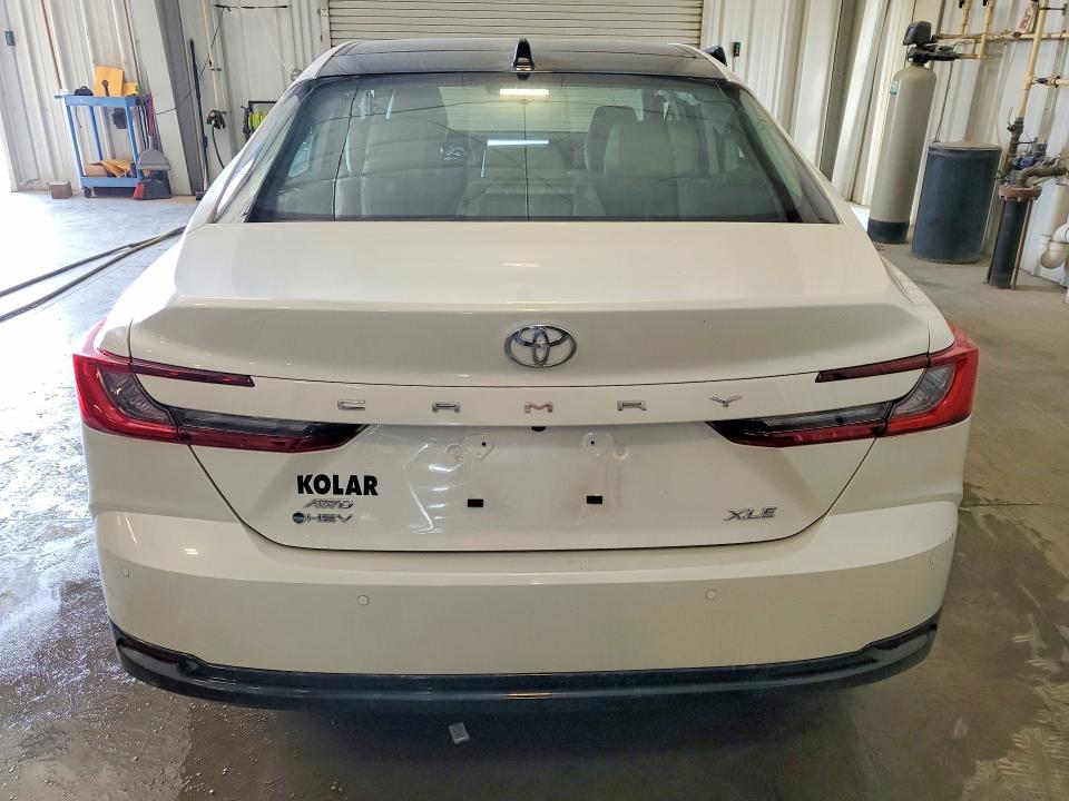 Продажа на аукционе авто 2026 Toyota Camry, vin: 4T1DBADKXTU560078, номер лота: 63534576
