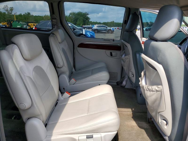 63476576 :رقم المزاد ، 2C8GP64L75R120374 vin ، 2005 Chrysler Town & Country مزاد بيع