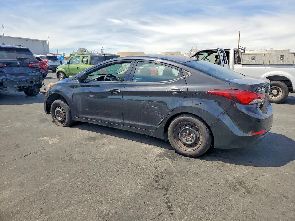 Продажа на аукционе авто 2016 Hyundai Elantra, vin: 5NPDH4AE8GH711938, номер лота: 64620836