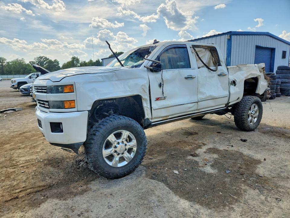 Auction sale of the 2018 Chevrolet Silverado, vin: 1GC1KWEYXJF236797, lot number: 65315306
