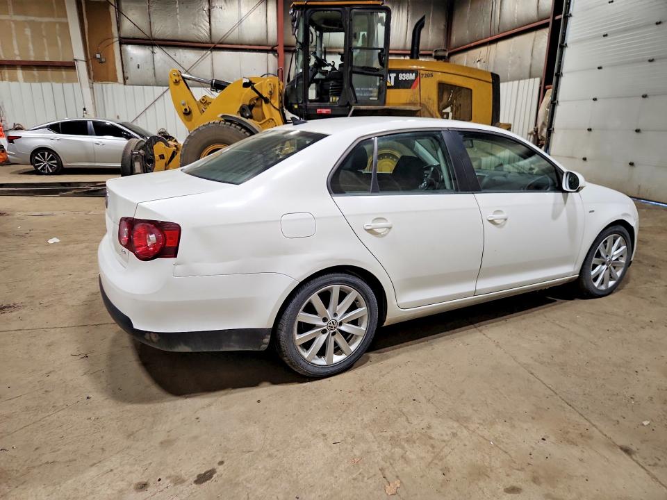 Продаж на аукціоні авто 2010 Volkswagen Jetta, vin: 3VWRA7AJ9AM036673, номер лоту: 63776096