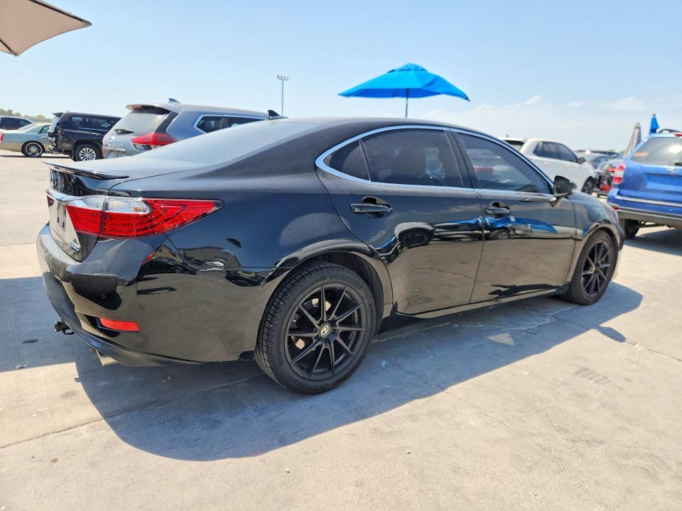 66072616 :رقم المزاد ، JTHBK1GG3E2112457 vin ، 2014 Lexus Es مزاد بيع