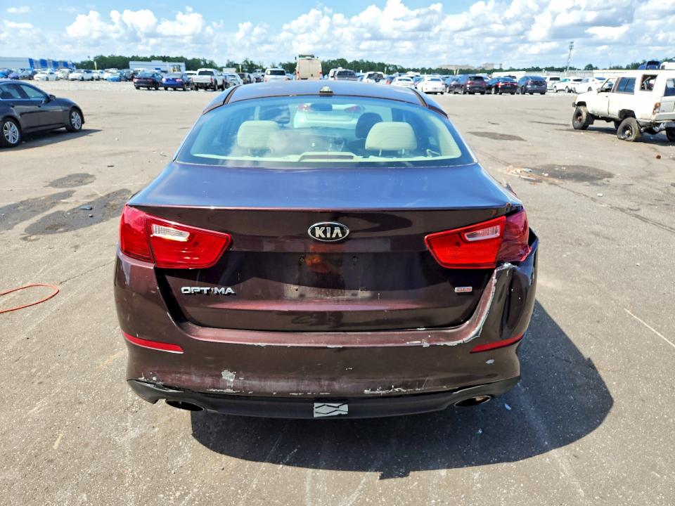 64385746 :رقم المزاد ، 5XXGM4A7XFG460540 vin ، 2015 Kia Optima مزاد بيع