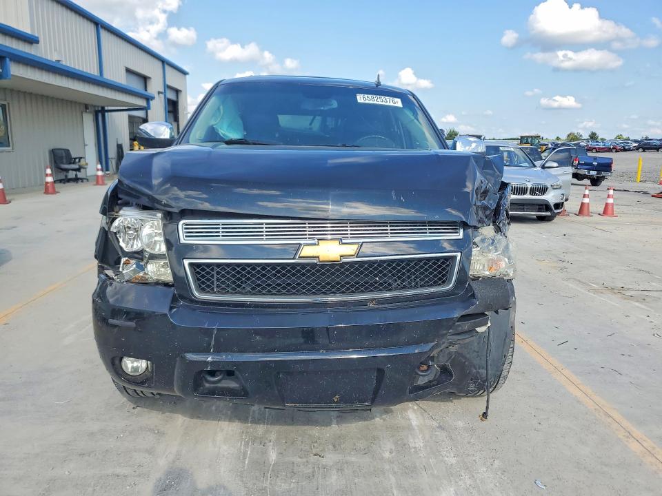 Продажа на аукционе авто 2013 Chevrolet Tahoe, vin: 1GNSKBE00DR215961, номер лота: 65825376
