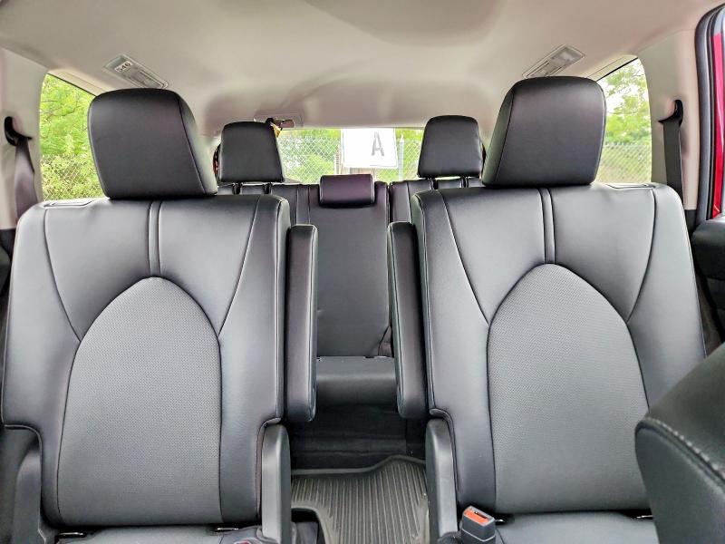 Продажа на аукционе авто 2026 Toyota Grand Highlander, vin: 5TDAAAB54TS125908, номер лота: 64717066