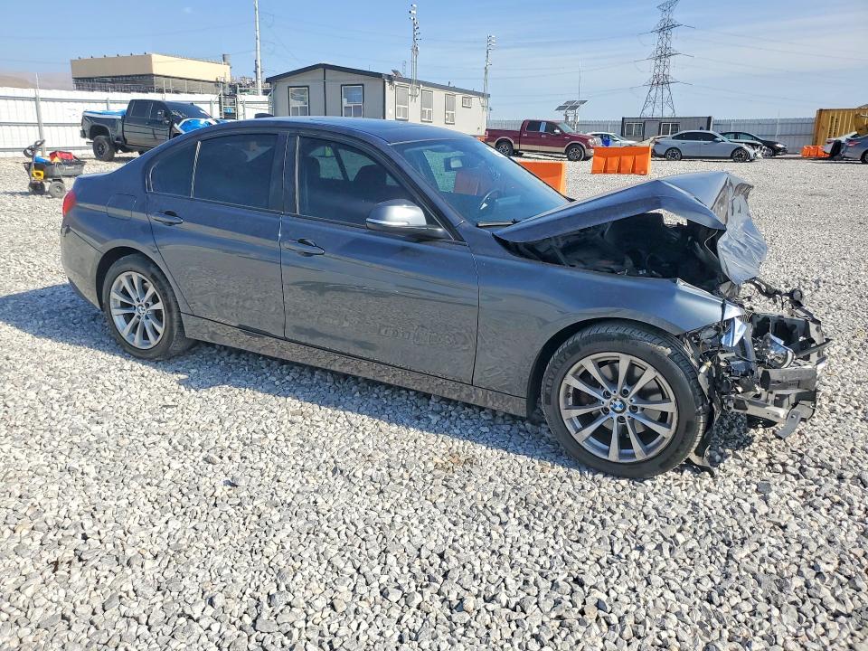 65218056 :رقم المزاد ، WBA8A9C53GK616265 vin ، 2016 Bmw 320 مزاد بيع