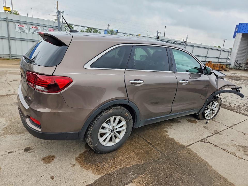 2019 Kia Sorento მანქანა იყიდება აუქციონზე, vin: 5XYPG4A33KG563387, აუქციონის ნომერი: 64564156