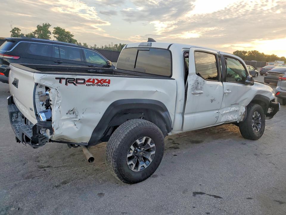 Продажа на аукционе авто 2021 Toyota Tacoma, vin: 5TFCZ5AN1MX277585, номер лота: 63431596