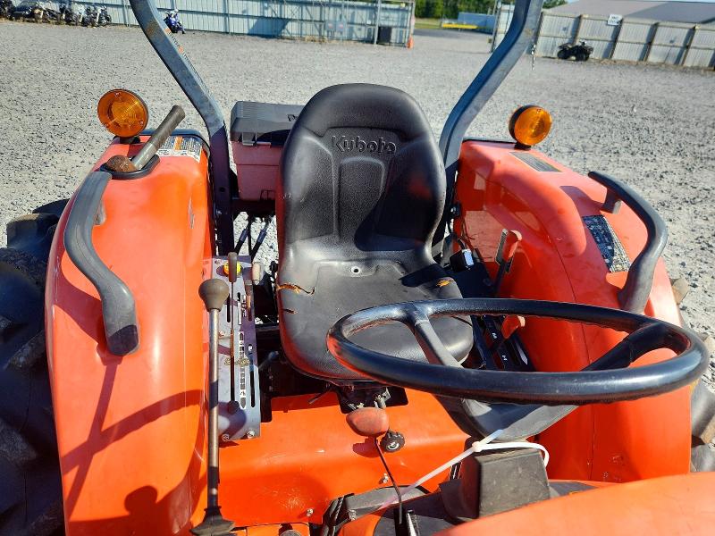 Продаж на аукціоні авто 2016 Kubota Unknown, vin: MX5200D54370, номер лоту: 65460766