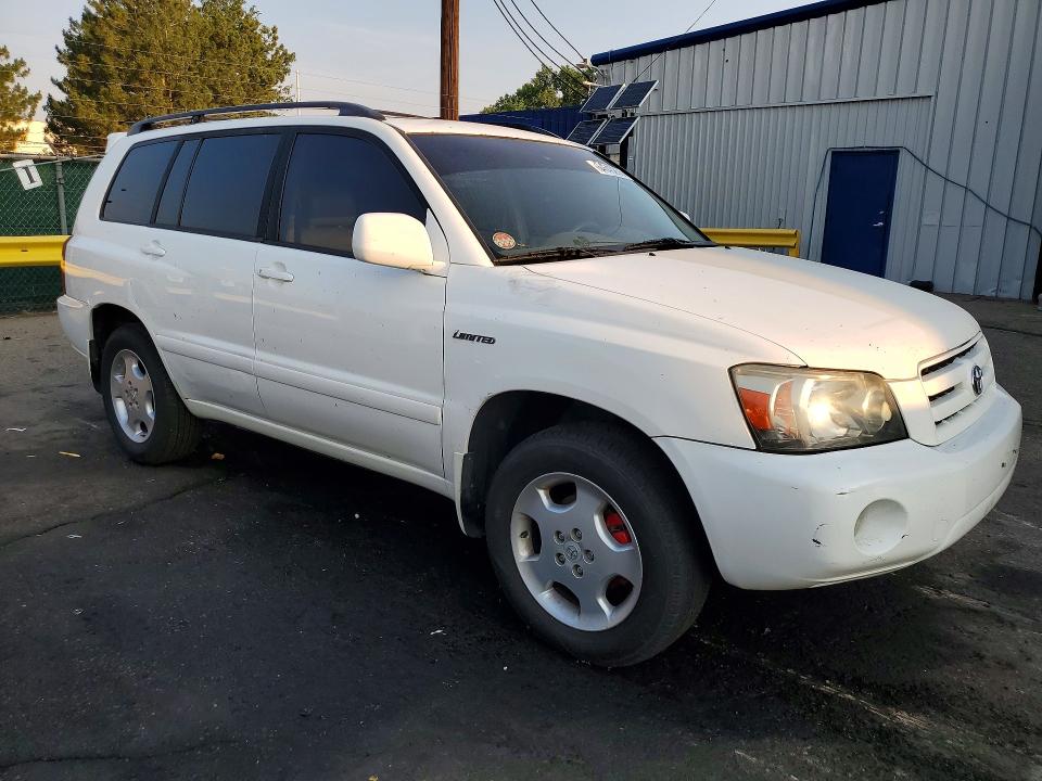 2004 Toyota Highlander მანქანა იყიდება აუქციონზე, vin: JTEEP21A740026813, აუქციონის ნომერი: 64640266