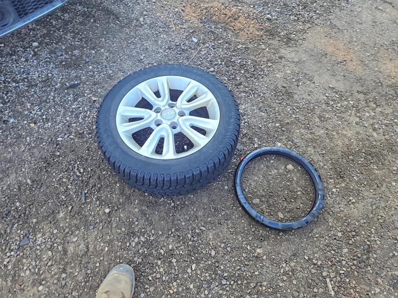 2013 Kia Soul მანქანა იყიდება აუქციონზე, vin: KNDJT2A6XD7574306, აუქციონის ნომერი: 65997366