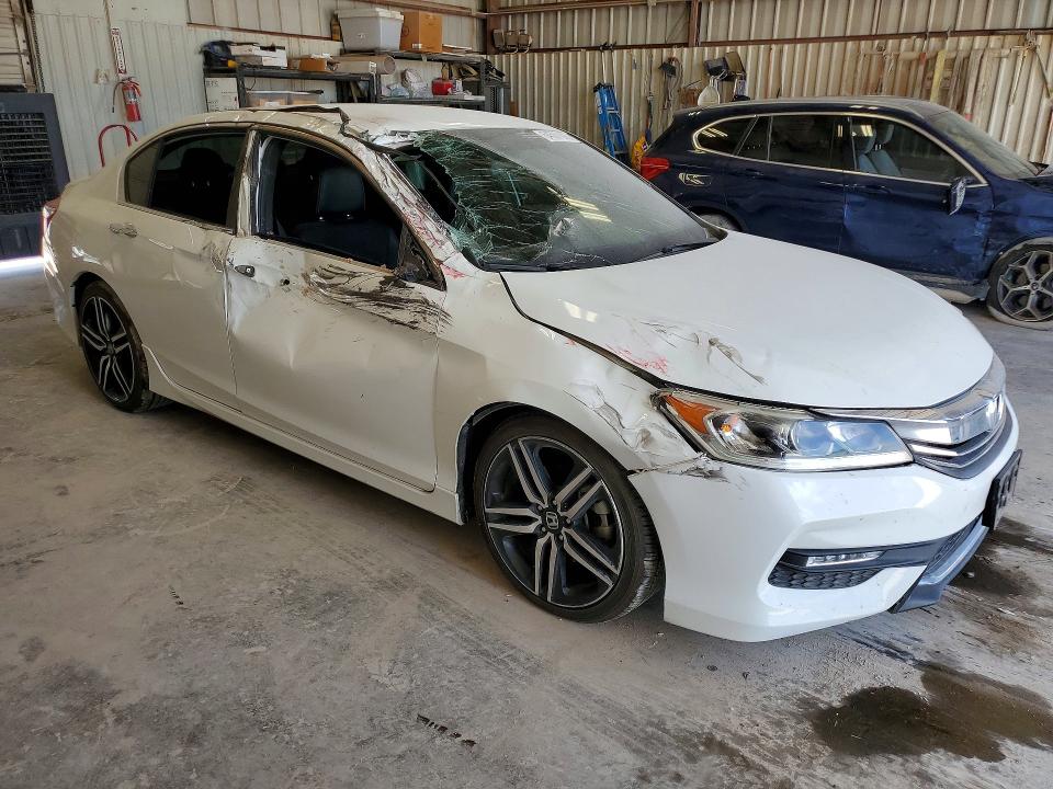 64567896 :رقم المزاد ، 1HGCR2F50GA167093 vin ، 2016 Honda Accord مزاد بيع