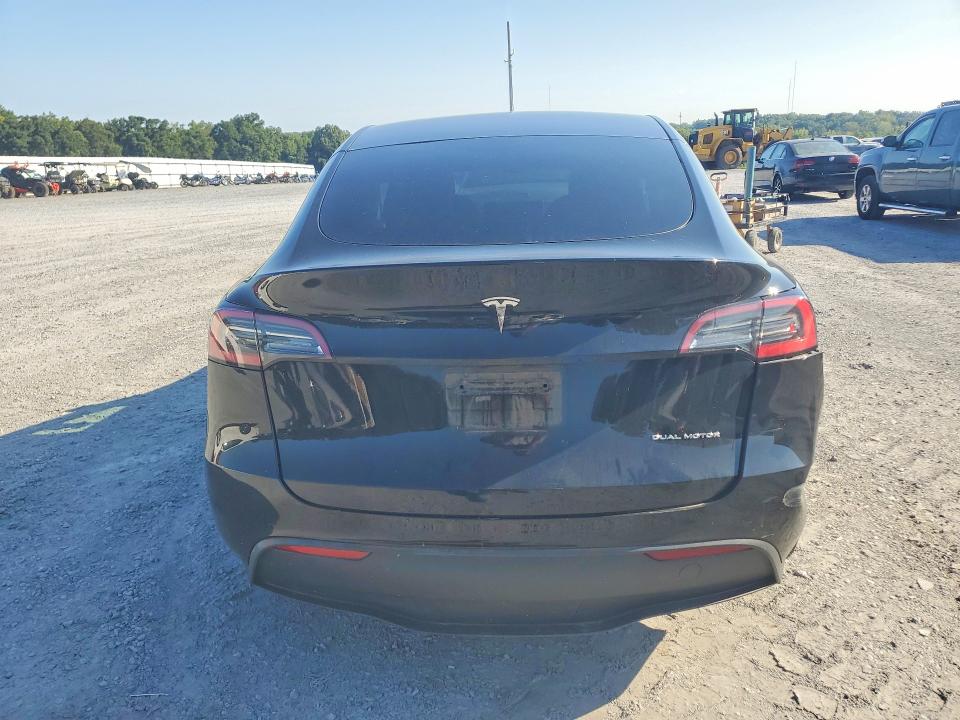 65417556 :رقم المزاد ، 5YJYGDEE4MF094479 vin ، 2021 Tesla Model Y مزاد بيع