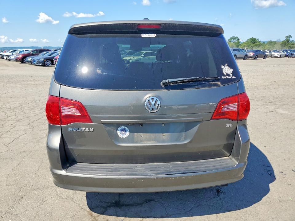 Продаж на аукціоні авто 2010 Volkswagen Routan, vin: 2V4RW3D13AR272341, номер лоту: 65718386
