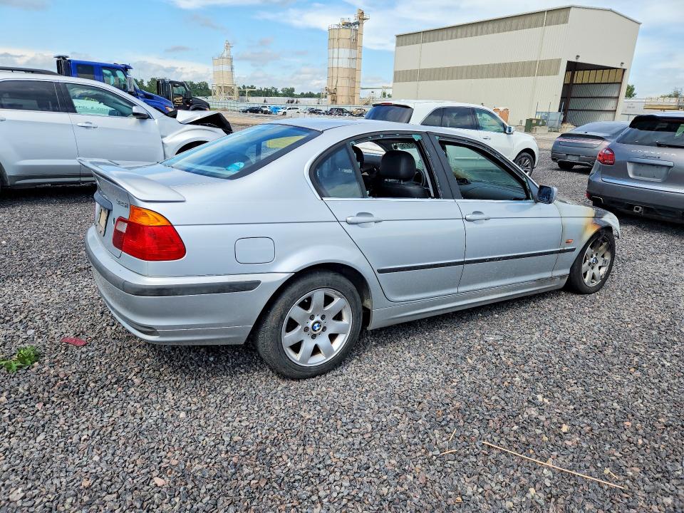 Продаж на аукціоні авто 2001 Bmw 325, vin: WBAAV33431FV04656, номер лоту: 65892876