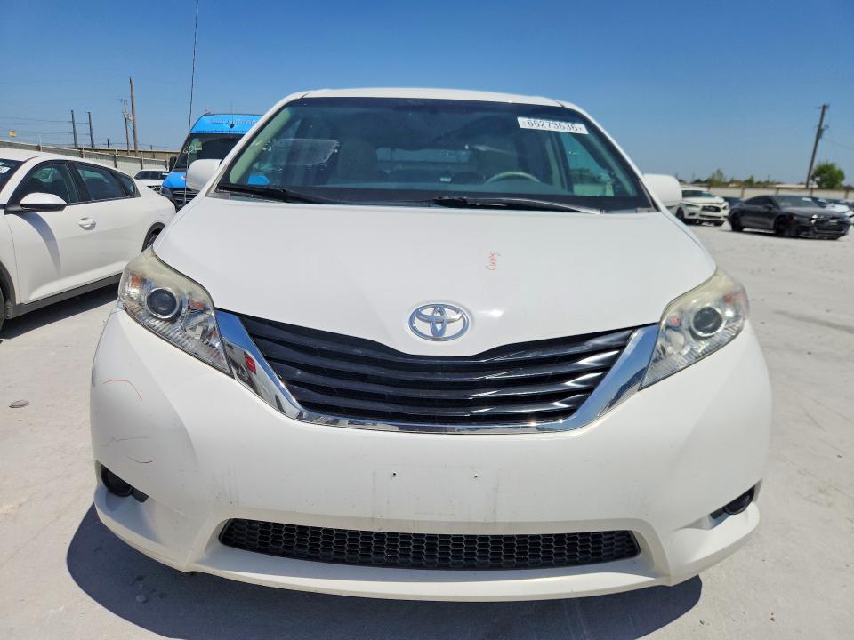Продажа на аукционе авто 2014 Toyota Sienna, vin: 5TDKK3DC9ES526088, номер лота: 65273636
