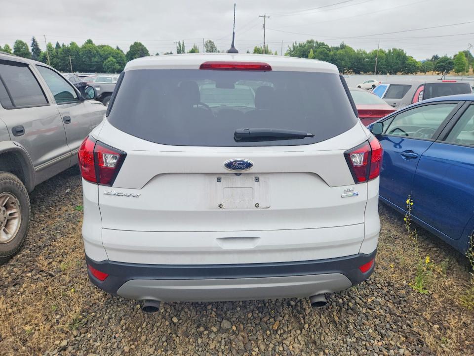 61876786 :رقم المزاد ، 1FMCU9GD9KUA06529 vin ، 2019 Ford Escape مزاد بيع