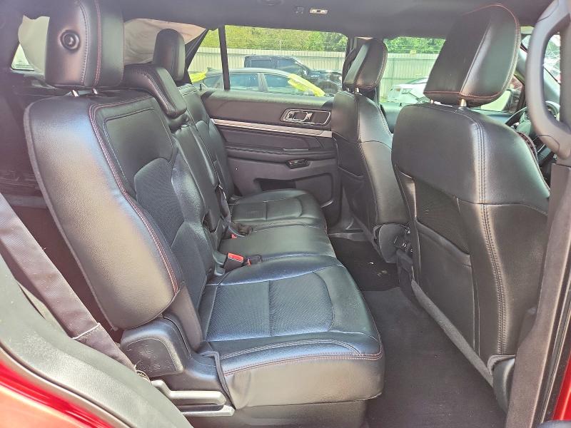 65828546 :رقم المزاد ، 1FM5K8GT4JGC63109 vin ، 2018 Ford Explorer مزاد بيع