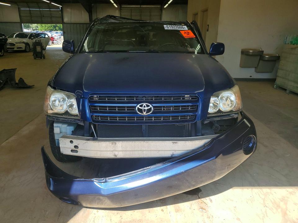 61922666 :رقم المزاد ، JTEGD21A220038138 vin ، 2002 Toyota Highlander مزاد بيع