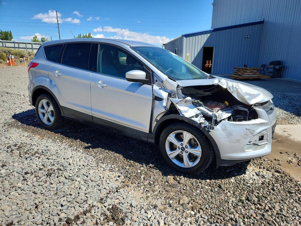 2015 Ford Escape მანქანა იყიდება აუქციონზე, vin: 1FMCU9G95FUA09946, აუქციონის ნომერი: 67137796