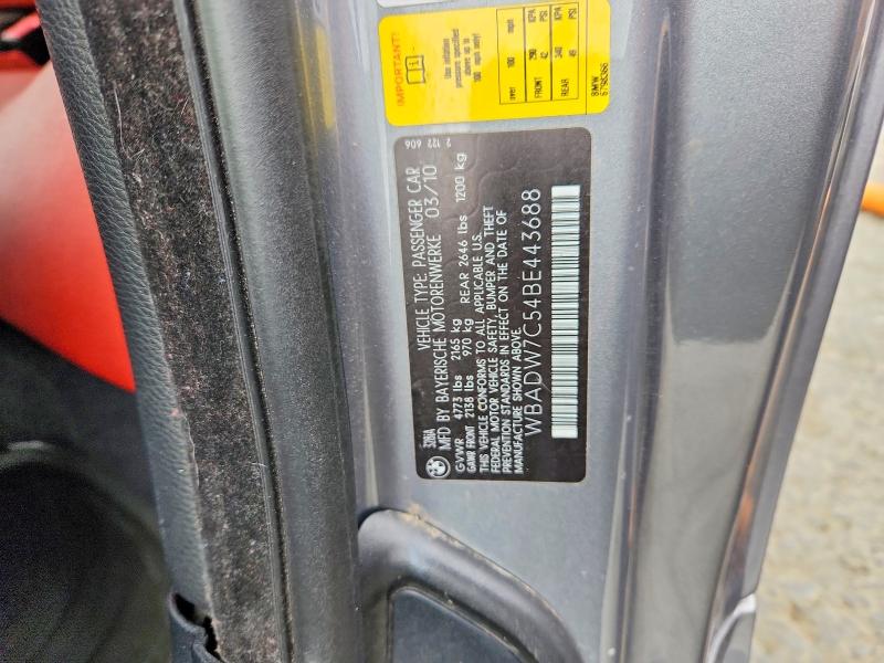 64834126 :رقم المزاد ، WBADW7C54BE443688 vin ، 2011 Bmw 328 مزاد بيع