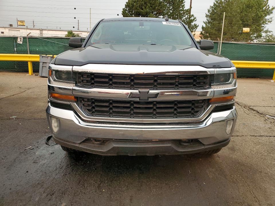 Auction sale of the 2018 Chevrolet Silverado, vin: 1GCUKREC8JF207883, lot number: 63670096