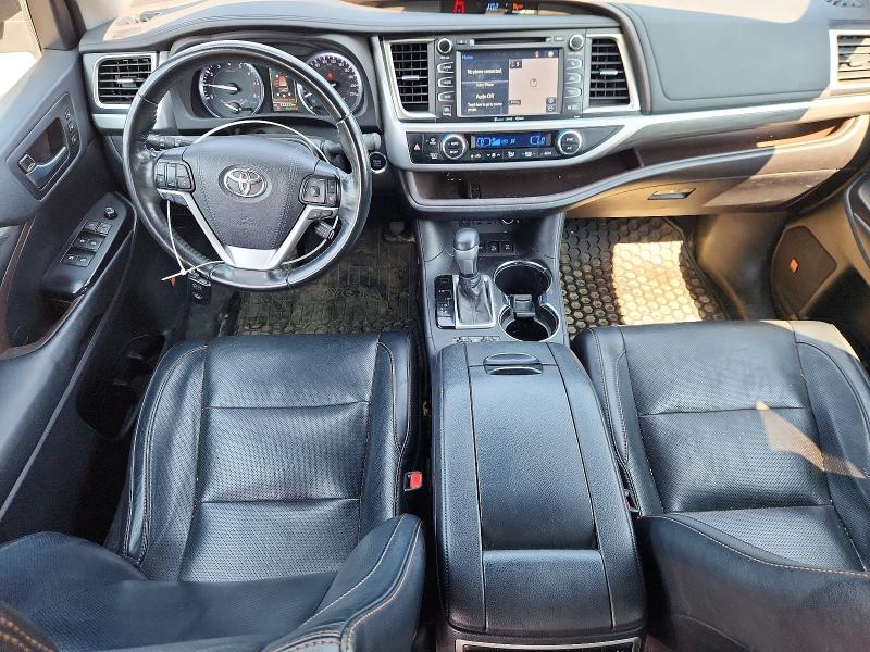 Продажа на аукционе авто 2019 Toyota Highlander, vin: 5TDDZRFH9KS990039, номер лота: 62846406