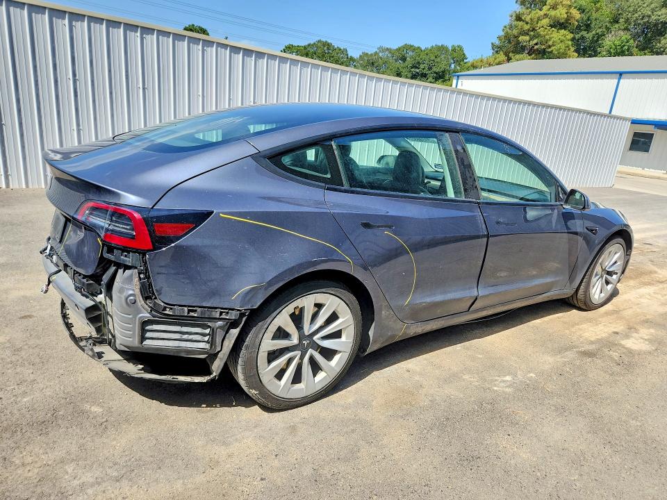 64807336 :رقم المزاد ، 5YJ3E1EA5NF286426 vin ، 2022 Tesla Model 3 مزاد بيع
