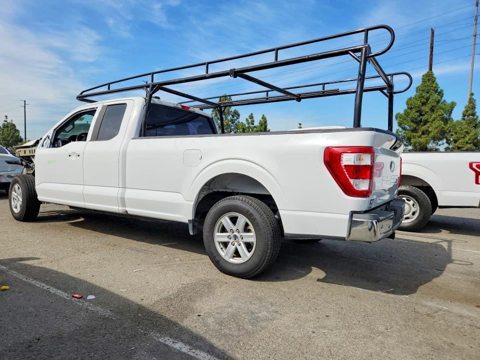 64795626 :رقم المزاد ، 1FTEX1CP6NKD23304 vin ، 2022 Ford F150 مزاد بيع