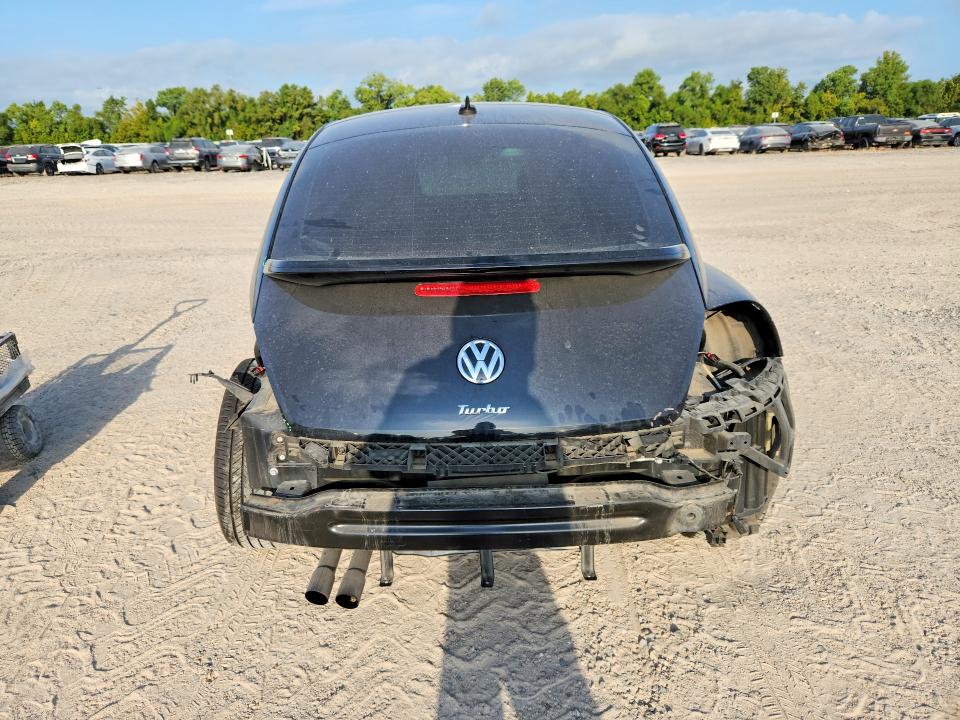 66297706 :رقم المزاد ، 3VWJ17AT9HM618202 vin ، 2017 Volkswagen Beetle مزاد بيع