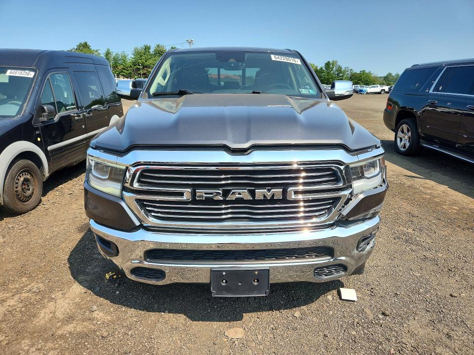 64228016 :رقم المزاد ، 1C6SRFJT2MN595489 vin ، 2021 Ram 1500 مزاد بيع