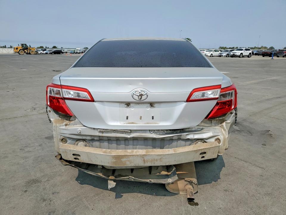67006276 :رقم المزاد ، 4T1BF1FK4CU040936 vin ، 2012 Toyota Camry مزاد بيع