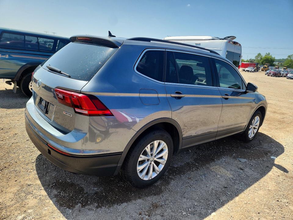65416046 :رقم المزاد ، 3VV2B7AX7KM042755 vin ، 2019 Volkswagen Tiguan مزاد بيع