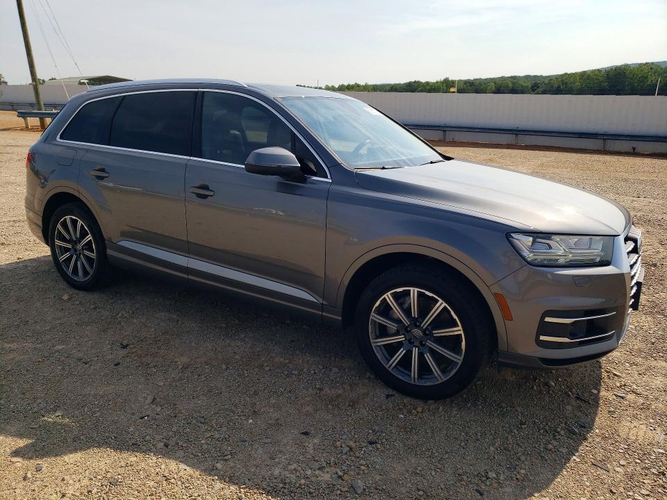 Продаж на аукціоні авто 2017 Audi Q7, vin: WA1LAAF74HD051035, номер лоту: 63867766