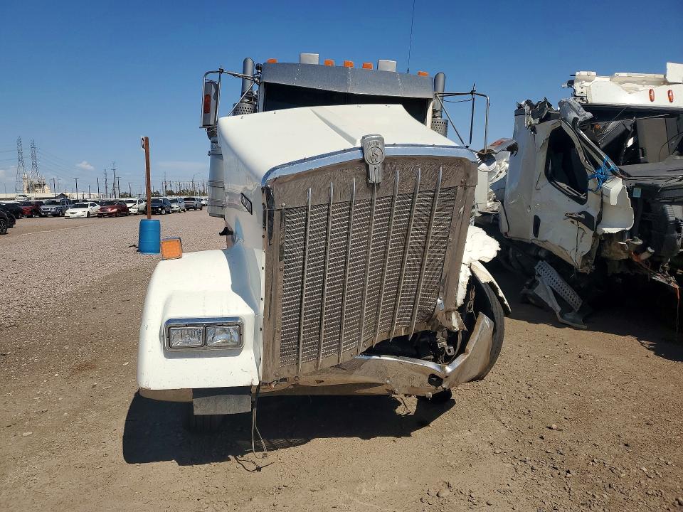 Продажа на аукционе авто 2006 Kenworth Construction, vin: 1XKWDB9X16R139444, номер лота: 63875286