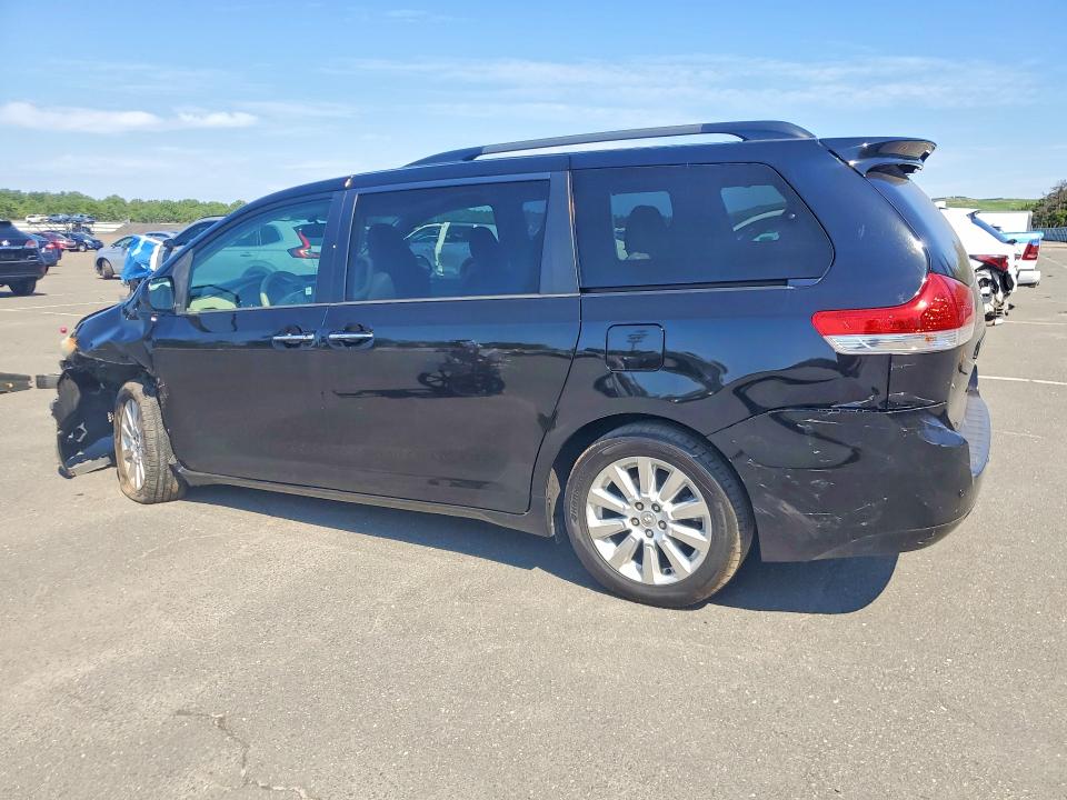 63668926 :رقم المزاد ، 5TDDK3DC1ES091866 vin ، 2014 Toyota Sienna مزاد بيع