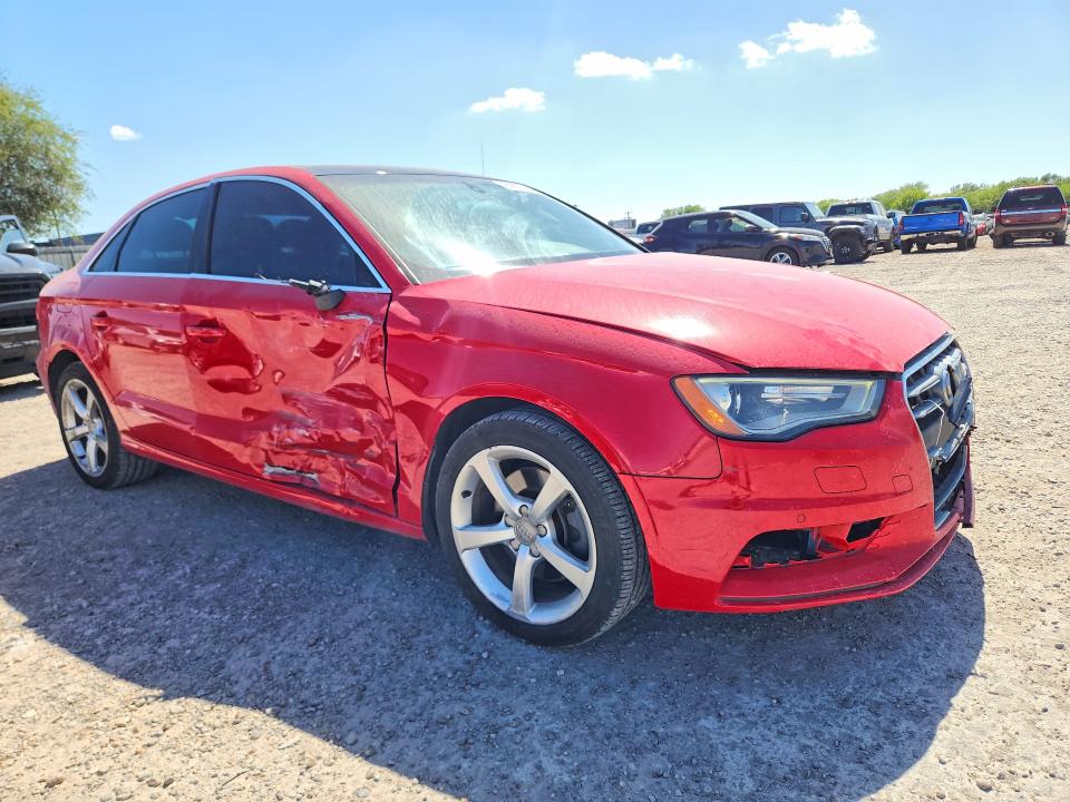 Продажа на аукционе авто 2015 Audi A3, vin: WAUACGFF3F1103736, номер лота: 64997746