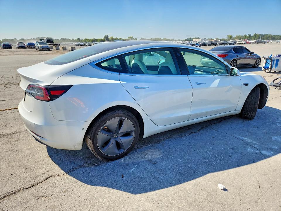 66515196 :رقم المزاد ، 5YJ3E1EA0KF417709 vin ، 2019 Tesla Model 3 مزاد بيع