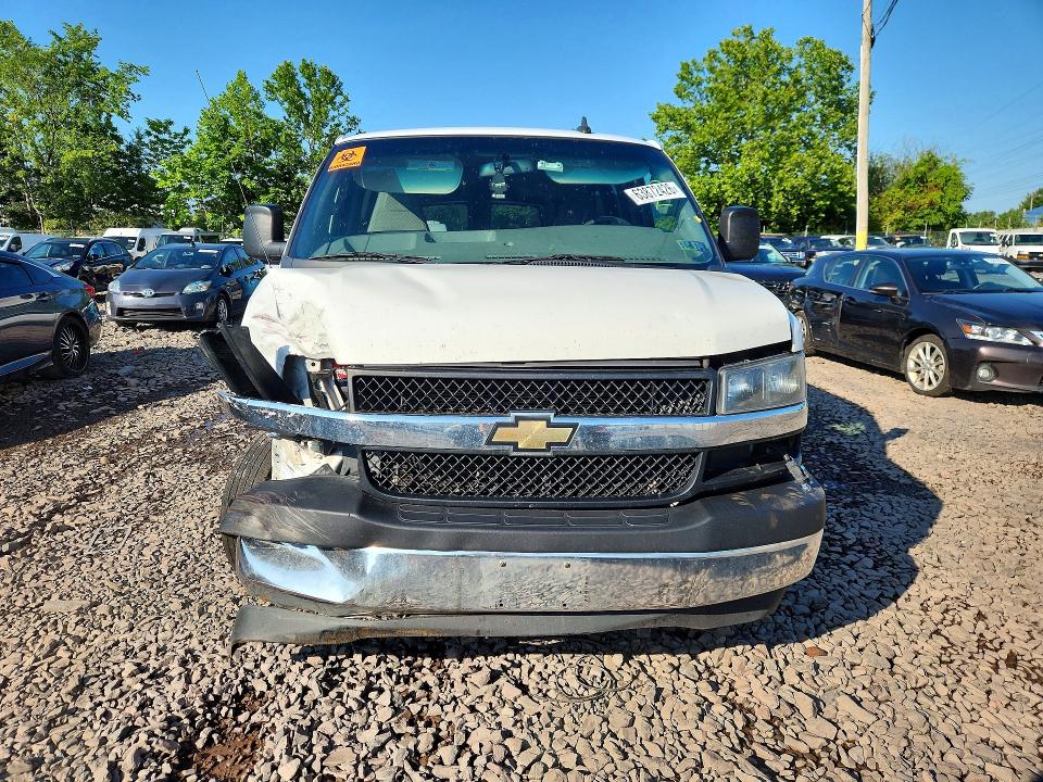 2018 Chevrolet Express G2500 მანქანა იყიდება აუქციონზე, vin: 1GAWGFFG1J1276558, აუქციონის ნომერი: 63872426
