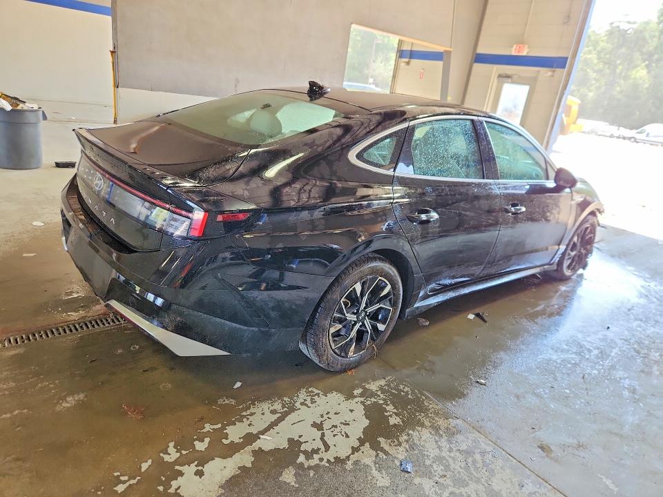 2025 Hyundai Sonata მანქანა იყიდება აუქციონზე, vin: KMHL64JAXSA437734, აუქციონის ნომერი: 64800226