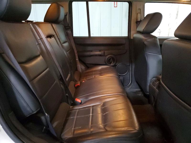 66285646 :رقم المزاد ، 1J8HG48K88C230478 vin ، 2008 Jeep Commander مزاد بيع