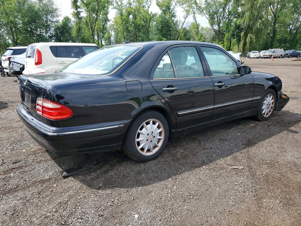 65666546 :رقم المزاد ، WDBJF65J01B340485 vin ، 2001 Mercedes-benz E مزاد بيع