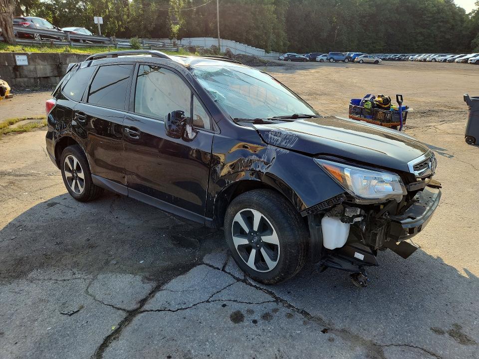 Auction sale of the 2017 Subaru Forester, vin: JF2SJAGC9HH553949, lot number: 64852126