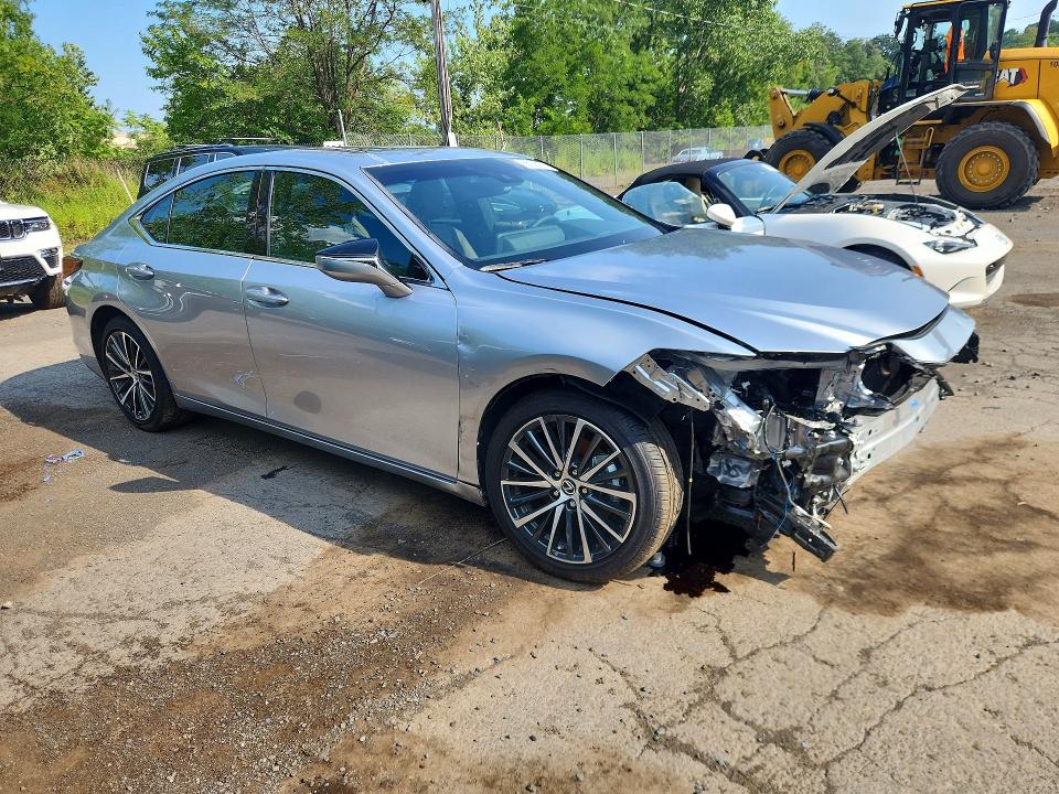 65108776 :رقم المزاد ، 58ADZ1B16SU212565 vin ، 2025 Lexus Es 350 مزاد بيع