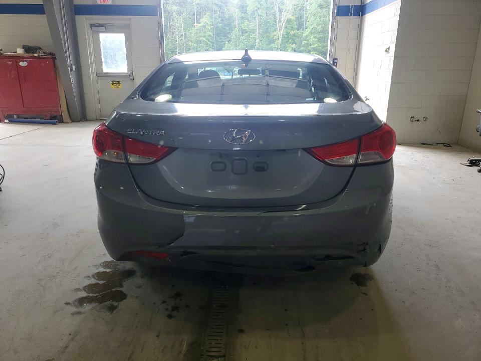 63222636 :رقم المزاد ، 5NPDH4AE2CH118392 vin ، 2012 Hyundai Elantra مزاد بيع
